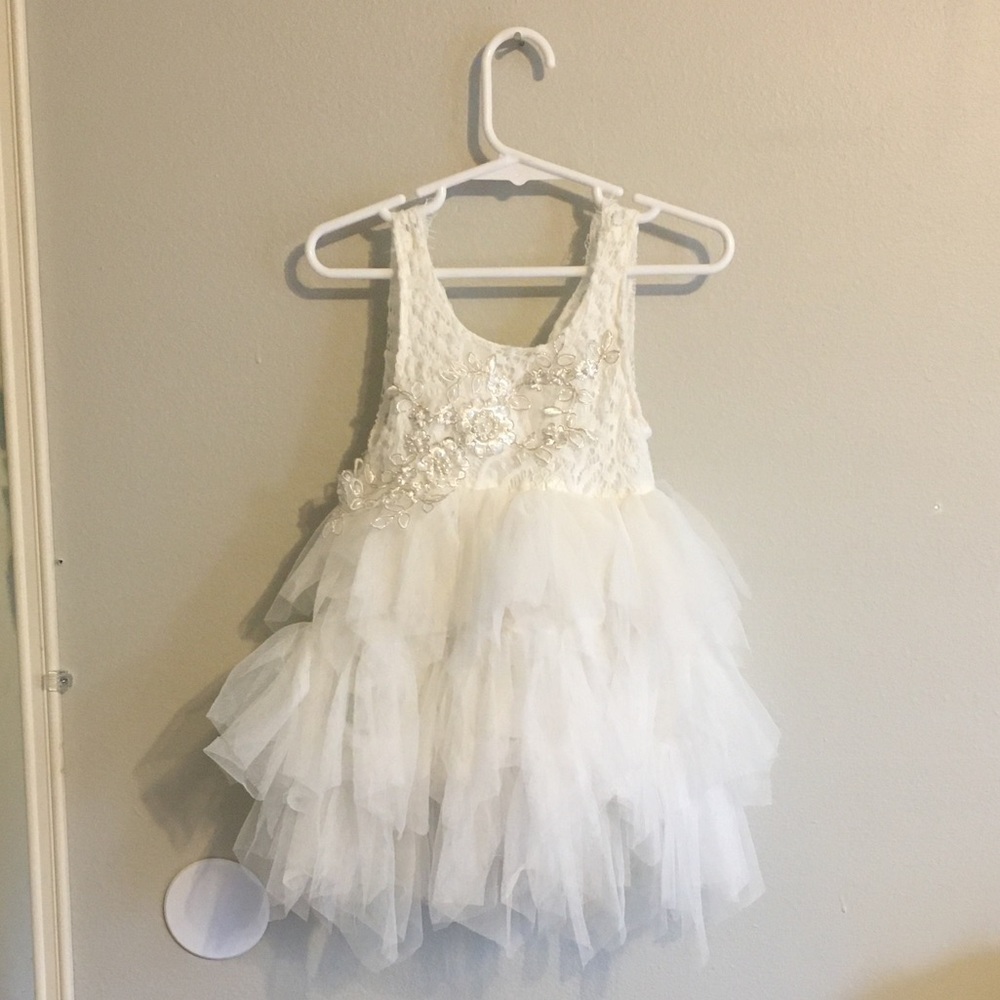 White flower girl dress